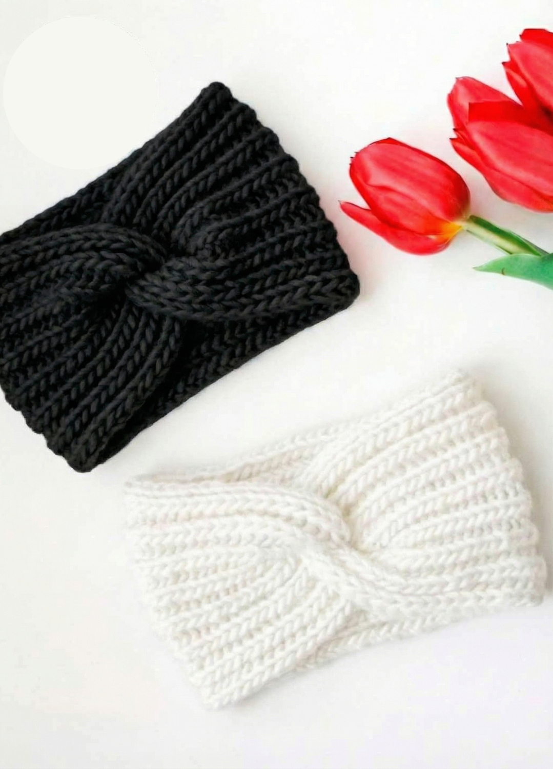 The Springbreeze Headband Kit by @woolandknits - Yummy Yarn Fine Version
