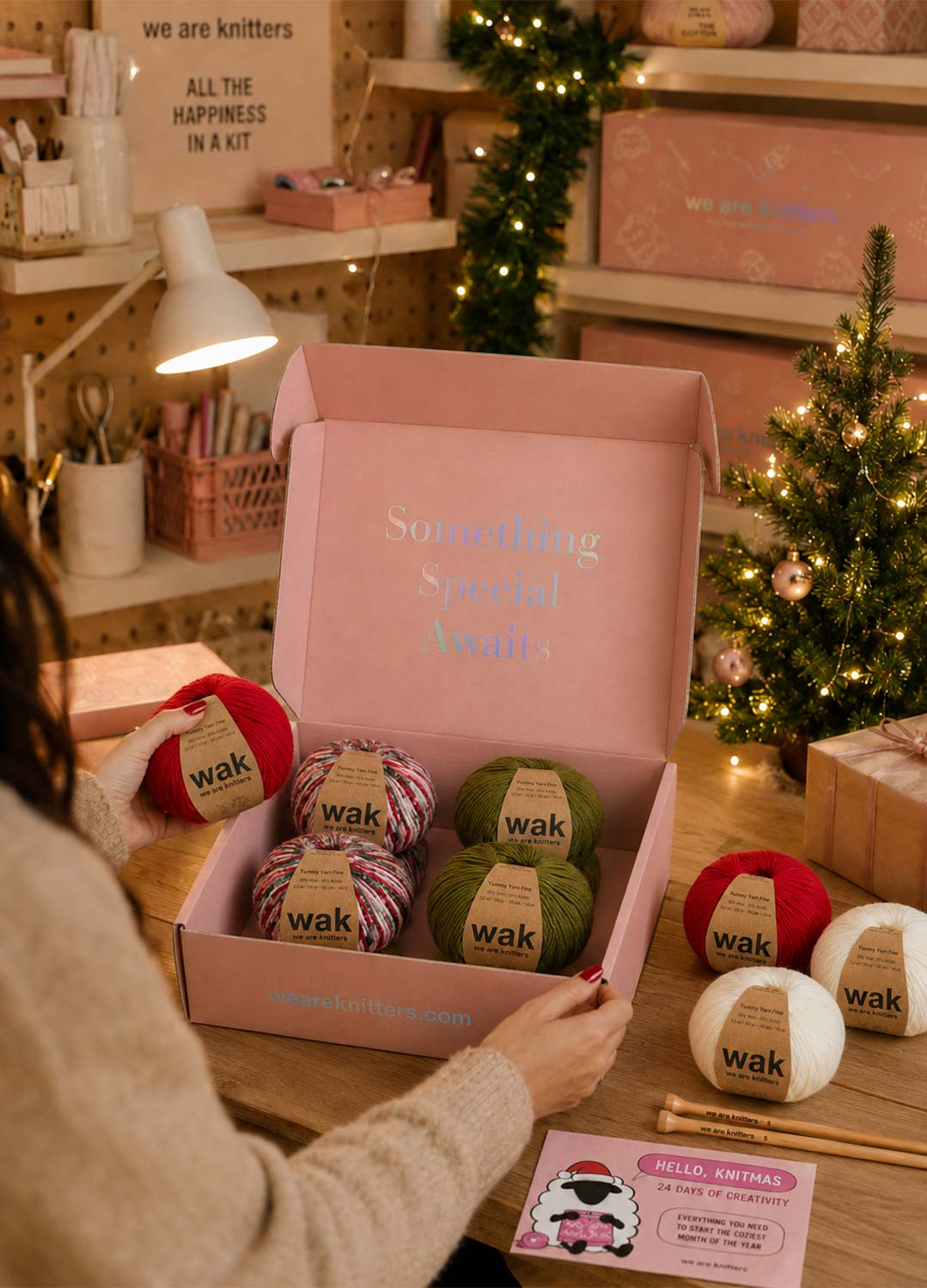 Knitmas: 24 Tage Stricken – Adventskalender mit Überraschungs projekt – VORBESTELLUNG